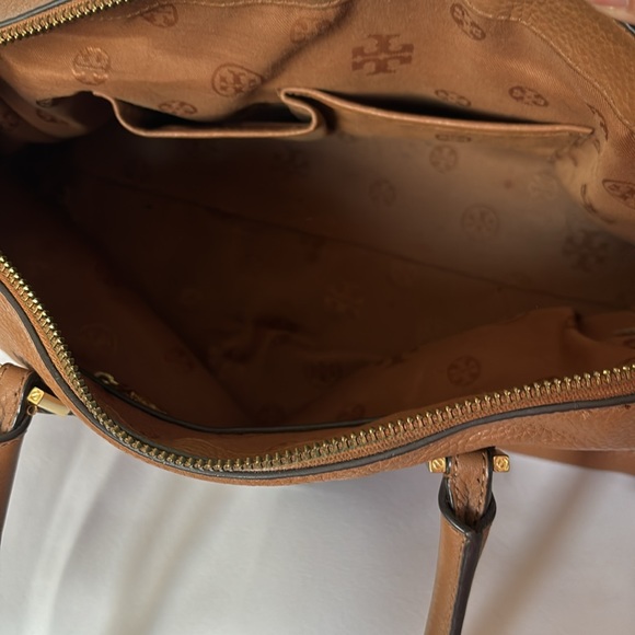 Tory Burch Thea Zip Satchel in bark - Picture 8 of 11